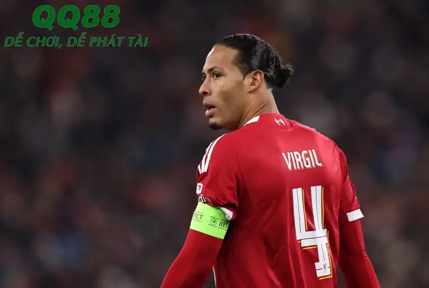 Van Dijk đã không còn là chính mình ở mùa giải năm nay, khiến hàng phòng ngự Liverpool khủng hoảng.